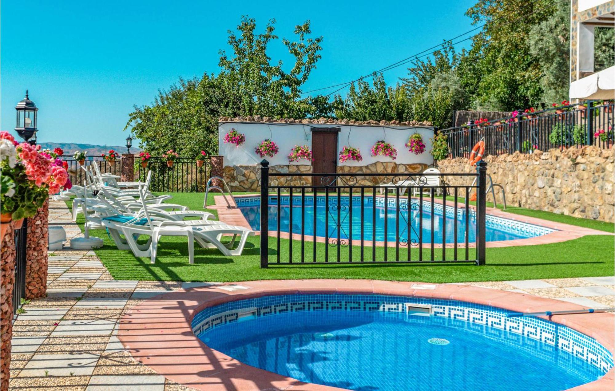1 Bedroom Lovely Home In Месина-Бомбарон Экстерьер фото